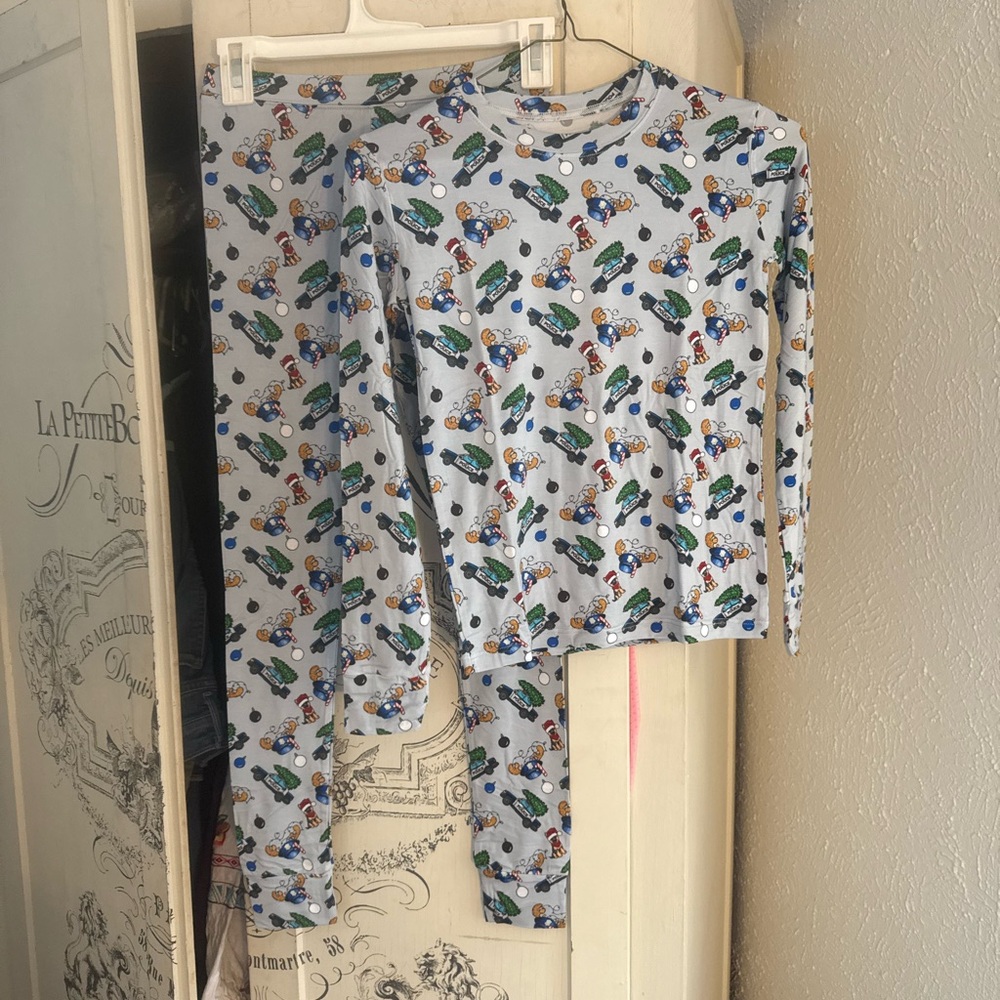 NWT “Miller & Company “Bamboo Police Christmas 2 Piece Pajama Set